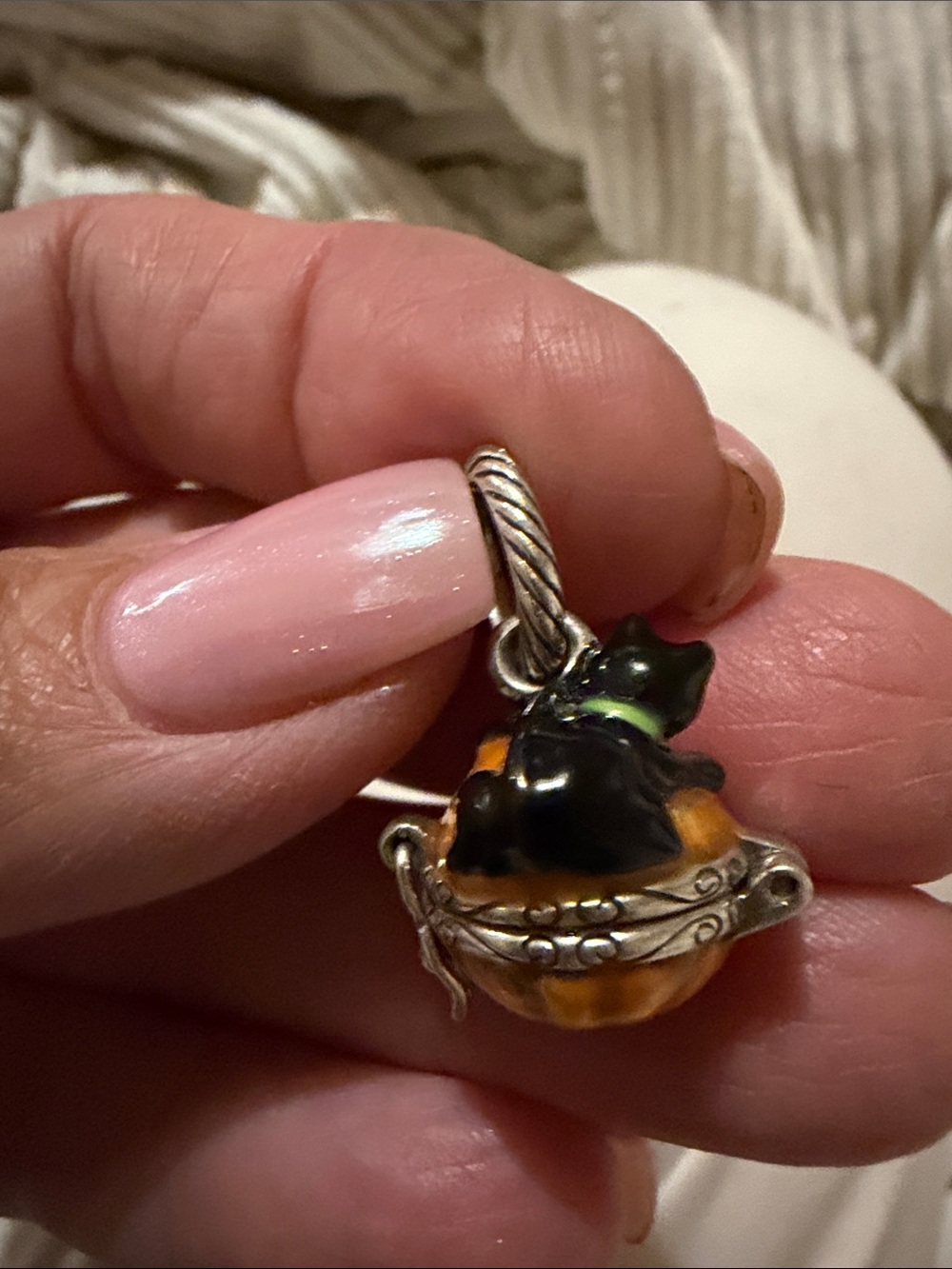 Brighton jack o lantern charm - Picture 3 of 7